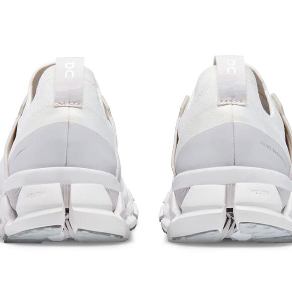On Women's Cloudswift 3 AD Running Shoes White/Frost Size 7 NWT $180 - Picture 4 of 14